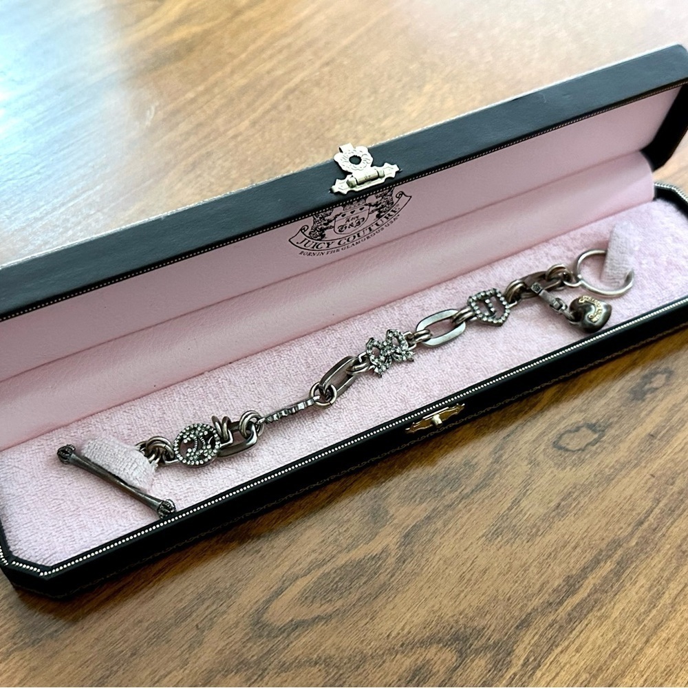 Y2K Juicy Couture Vintage Charm Bracelet w/ Original Box – Rhinestone Heart Bow